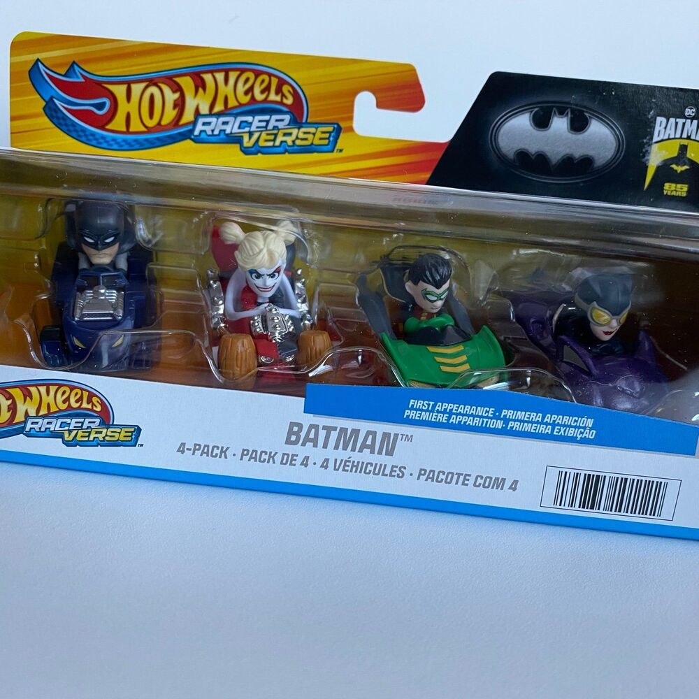 Hot Wheels Racer Verse DC Batman First Appearance NEW Harley Quinn Robin